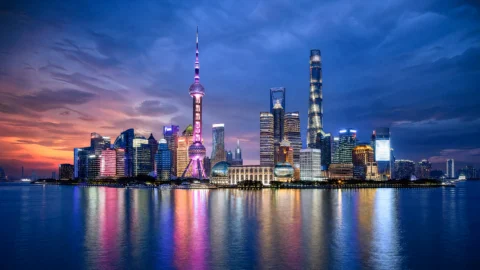 上海天际线黄昏桌面壁纸