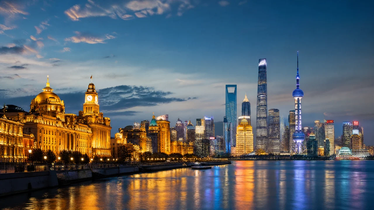 外滩蓝金夜景桌面壁纸