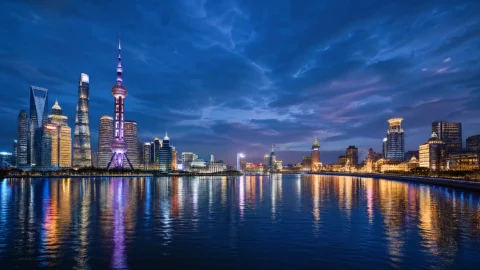 黄浦江璀璨夜景桌面壁纸