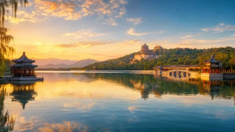 颐和园湖景桌面壁纸