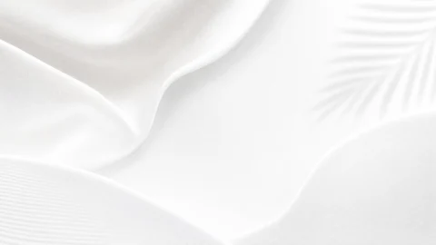 纯白构图极简桌面壁纸