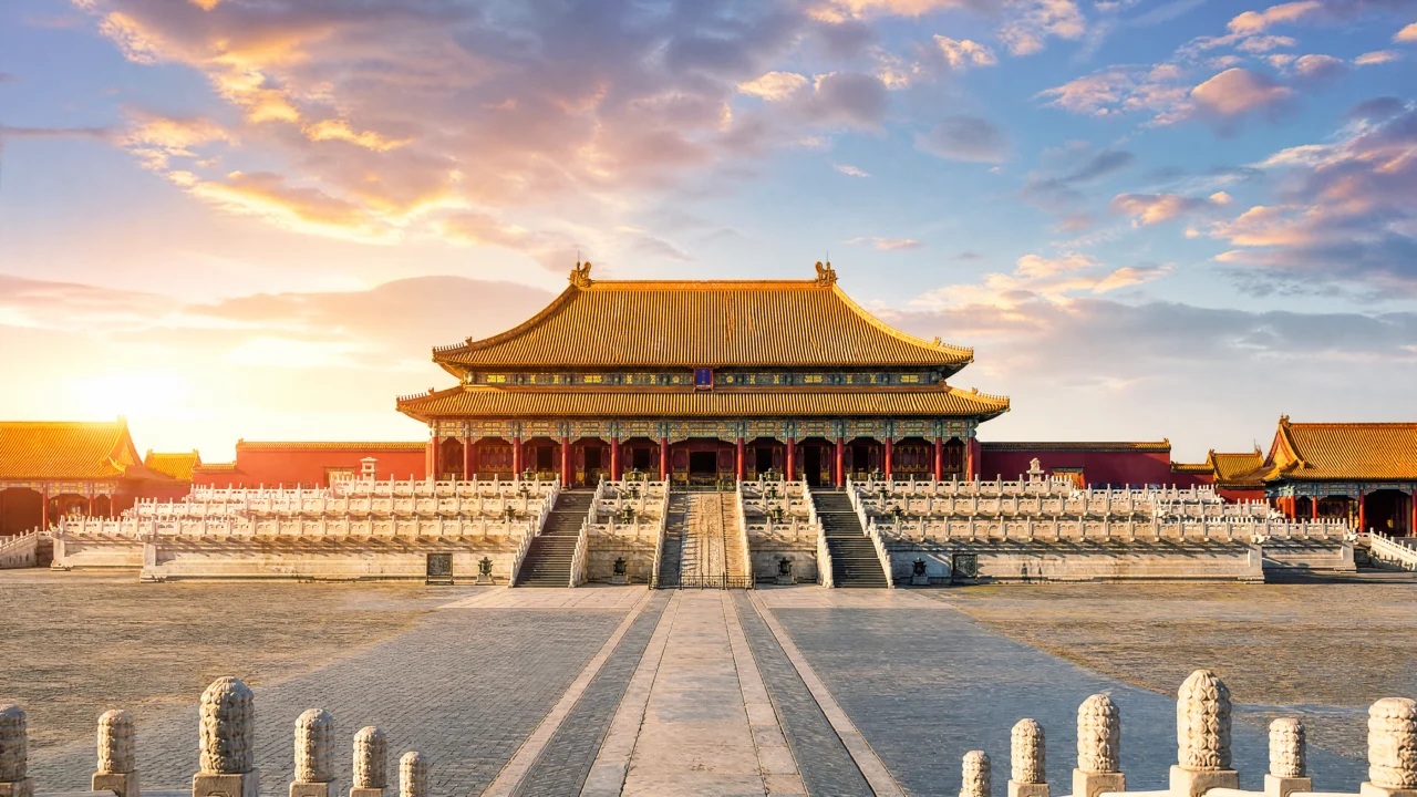 太和殿晨光桌面壁纸