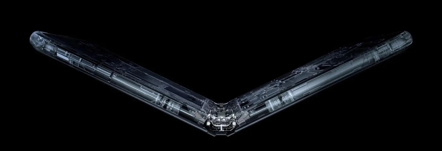 华为最新发布P50 pocket折叠屏手机采用了全新的灵感